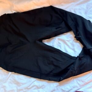 POP Fit black Activewear leggings